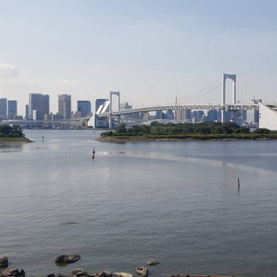 odaiba vue sur le rainbow bridge
