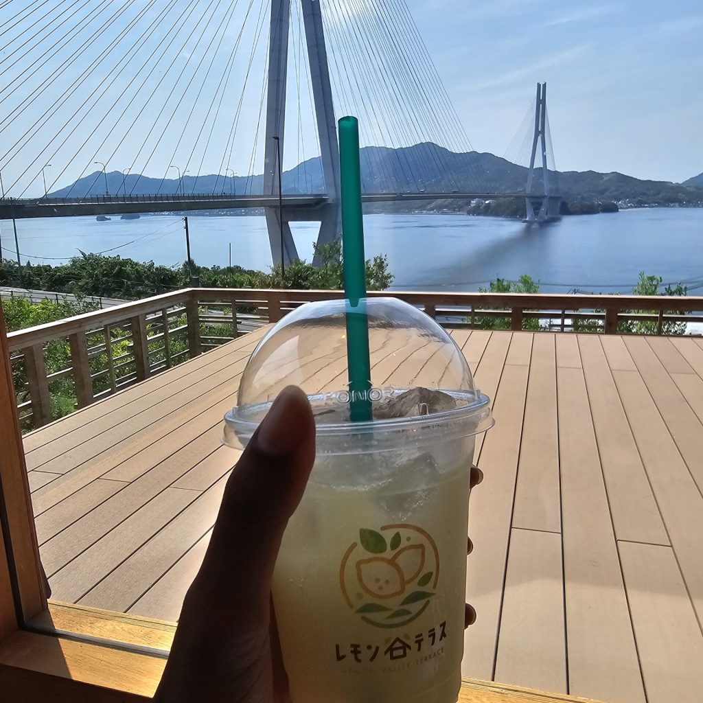 Japon en été Shimanami kaido boisson citron